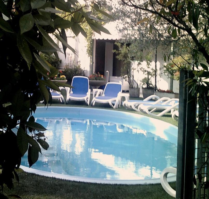 Hotel Manzoni Lido di Jesolo Exterior photo